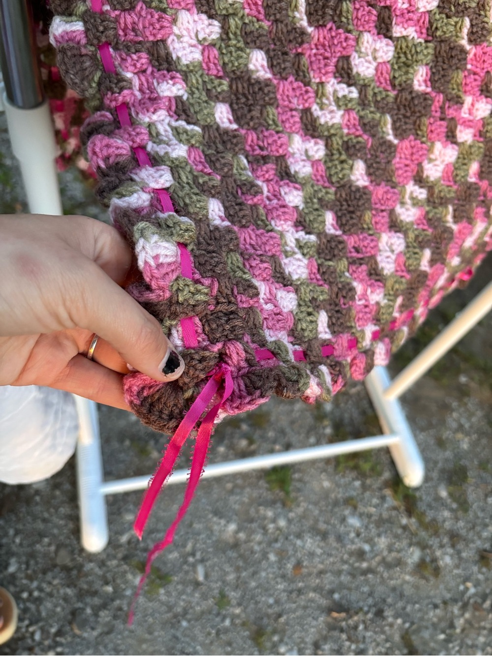 Handmade Pink and Brown Crochet Throw Baby Blanket Afghan Pink Ribbon Baby Girl - Picture 5 of 5